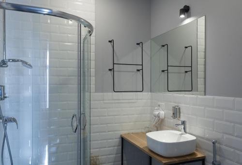 Тбилиси: Bricks Room Hotel