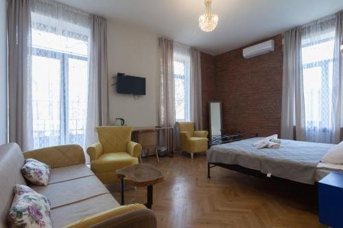 Тбилиси: Bricks Room Hotel