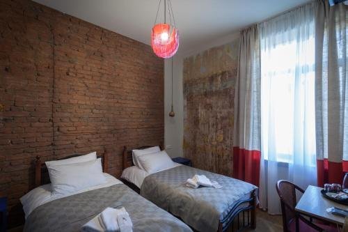Тбилиси: Bricks Room Hotel