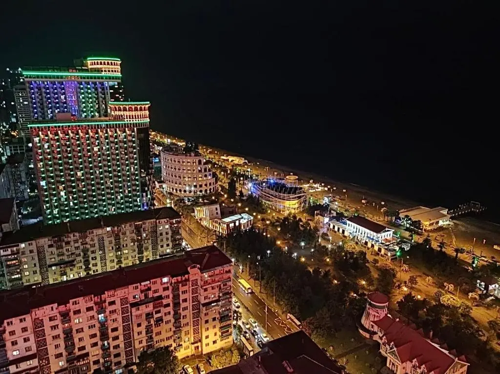 Батуми: Orbi City Hotel Twin Towers Batumi High Sea View