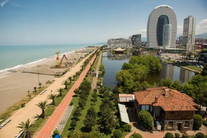 Батуми: Orbi City Hotel Twin Towers Batumi High Sea View