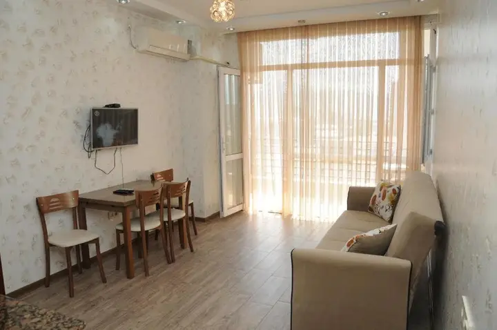 Батуми: Tamriko's Flat