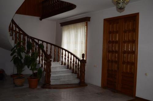 Кобулети: Guesthouse Burevestnik