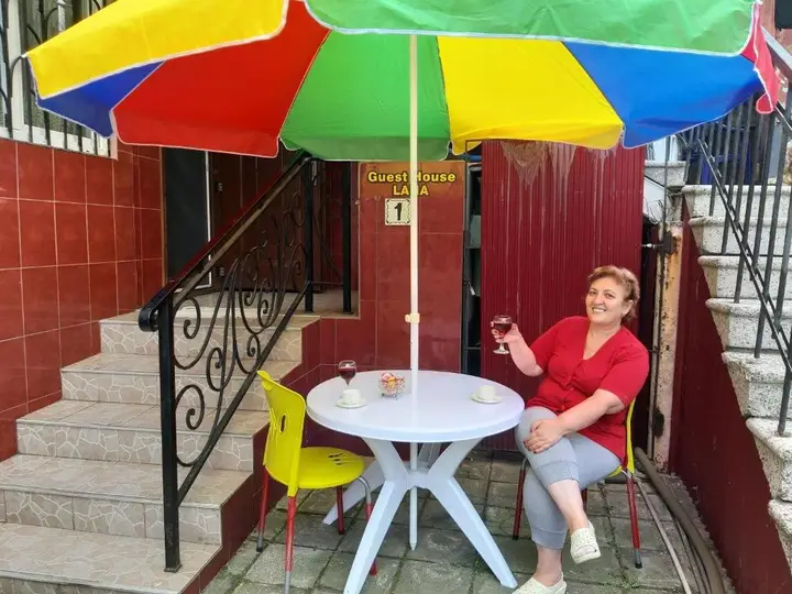 Батуми: Guest House Mzevi Lana