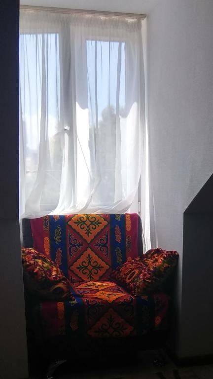 Тбилиси: Mansard on Tamar Mepe
