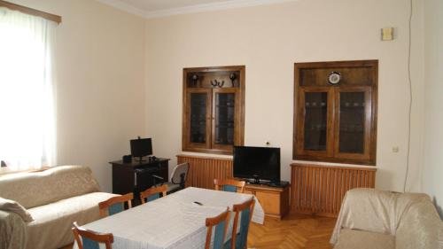 Кобулети: Ramo's House