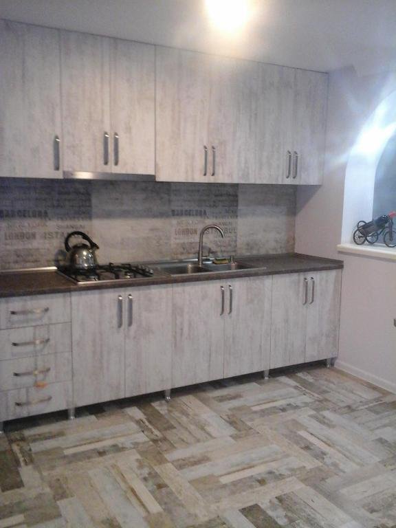 Кобулети: Guest House Nakaidzeebi