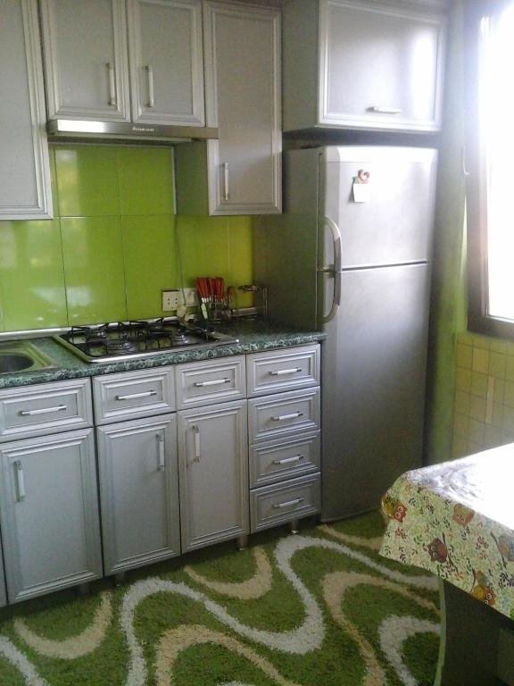 Кобулети: Guest House Nakaidzeebi