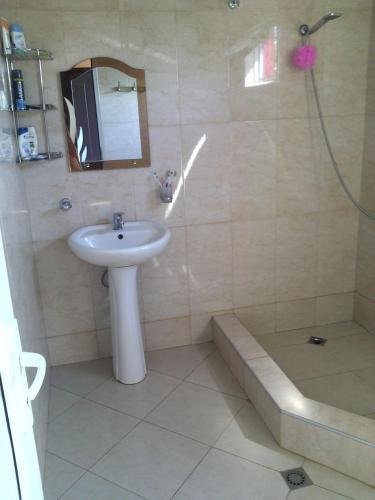 Кобулети: Guesthouse Natia
