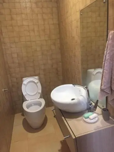 Кобулети: Ninos sweet home