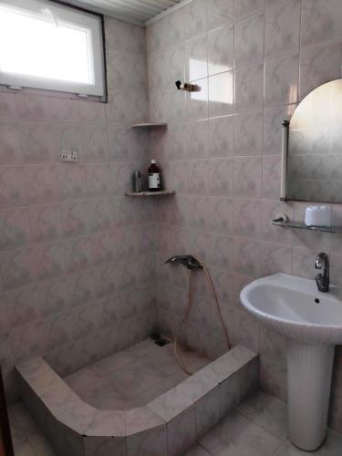 Кобулети: Sesili's Guest House