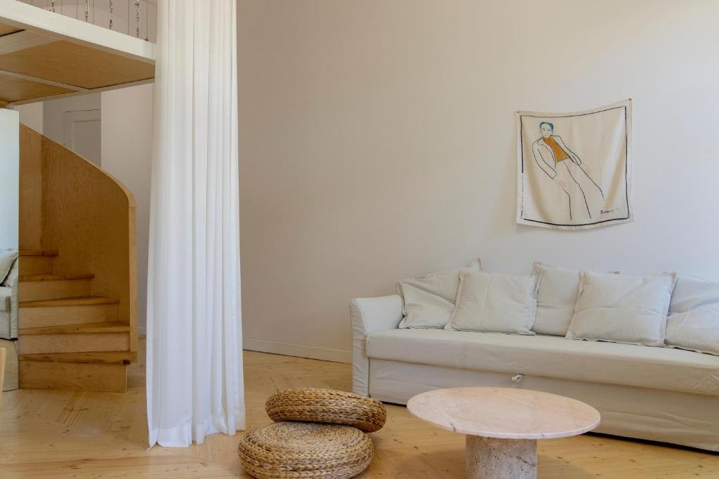 Тбилиси: Studio in Central Tbilisi