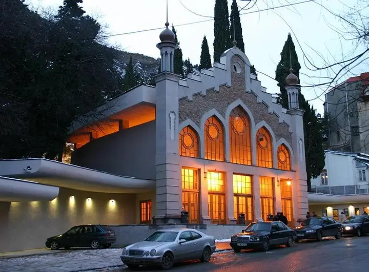 Тбилиси: Dika's home in Mtatsminda