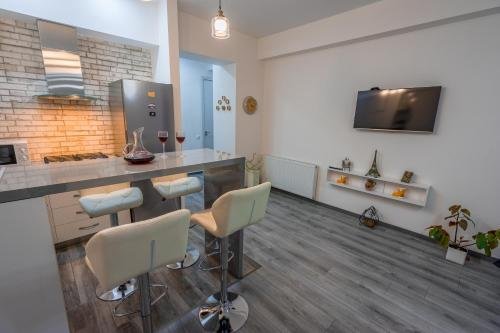 Тбилиси: Luxury apartments on Chanturia Street