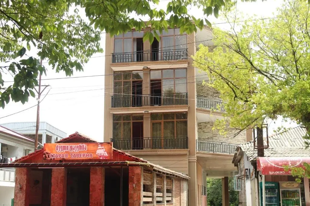 Кобулети: Old Tavern Kobuleti