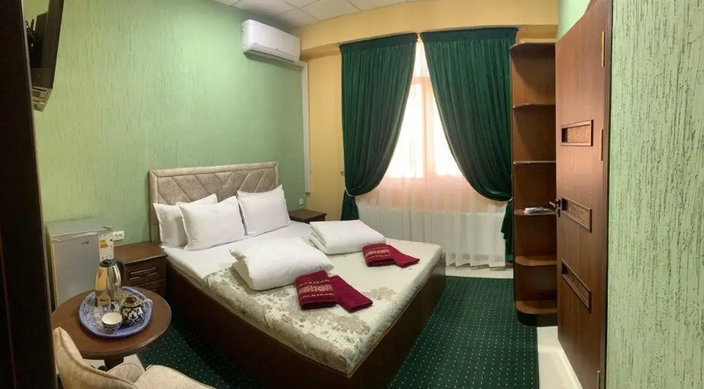 Самарканд: Hotel Shodlik (Шодлик)