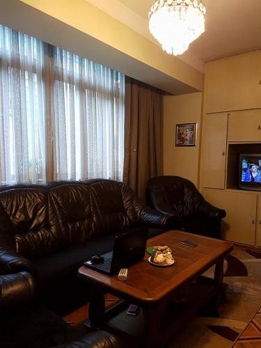 Батуми: Guest House Irina