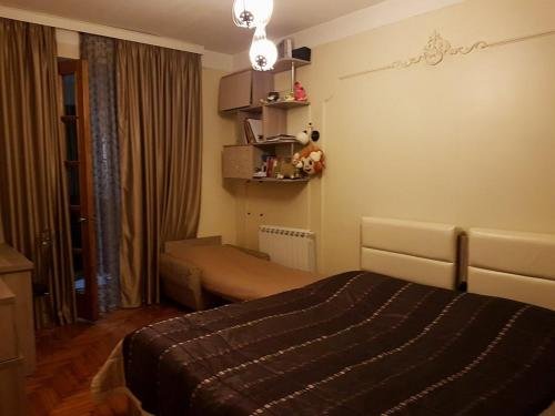 Батуми: Guest House Irina