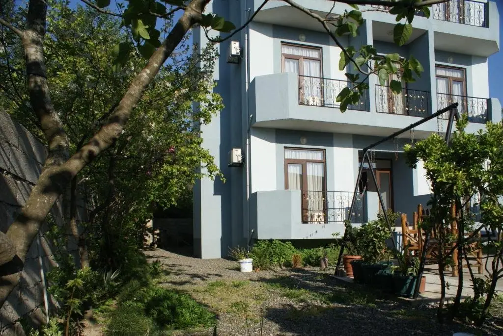 Батуми: Guest house Salo