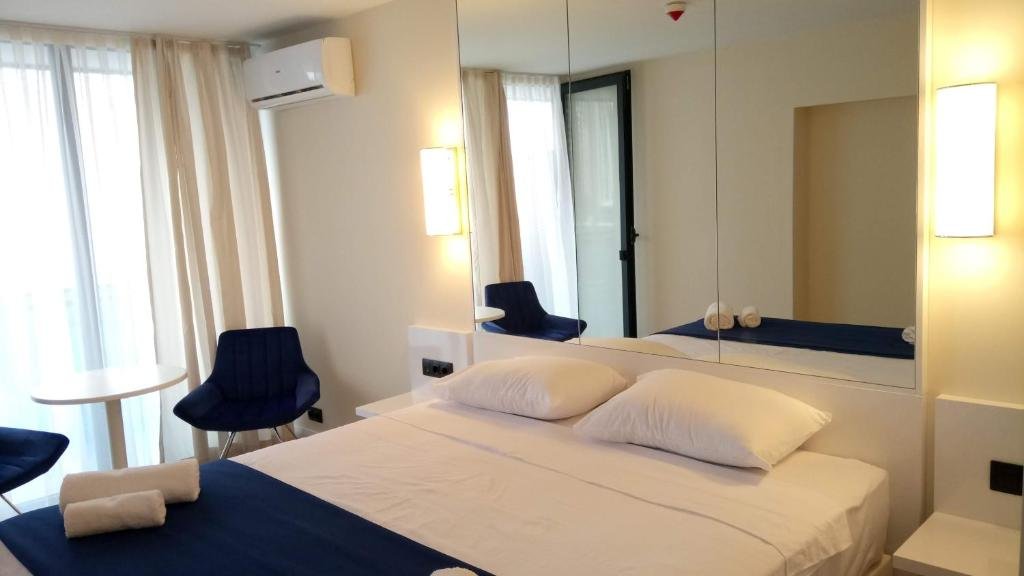 Батуми: Hotel orbi city sea view