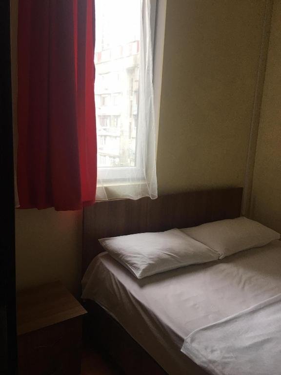 Батуми: Hotel Subtropik