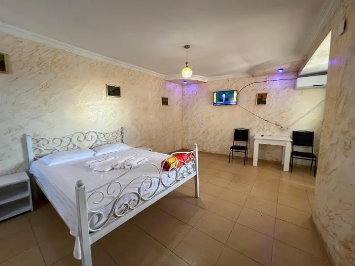 Батуми: elite palace plus hotel