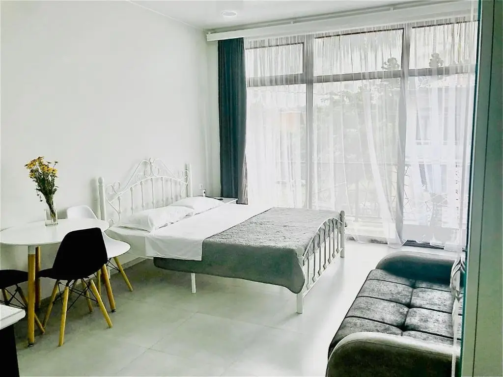 Батуми: Hotel Kristal