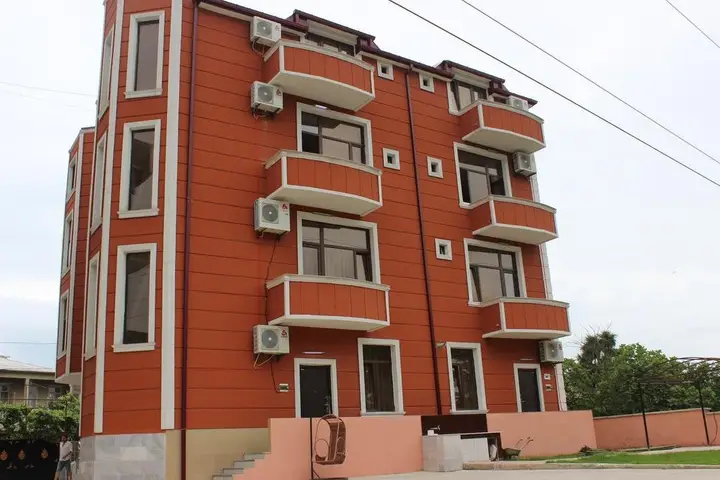 Батуми: Family House