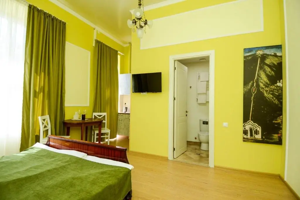 Тбилиси: Iveria Aparthotel