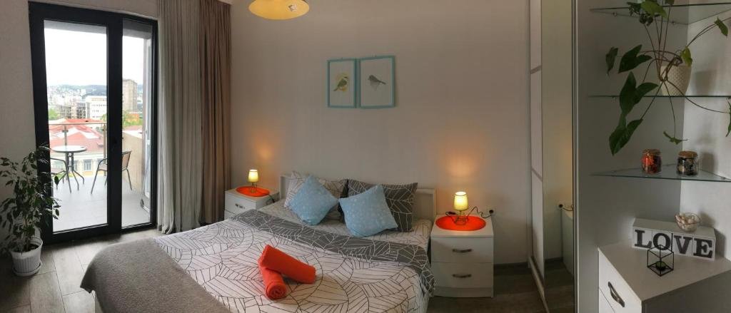Тбилиси: Cosmogreen apartments in Ameri Plaza