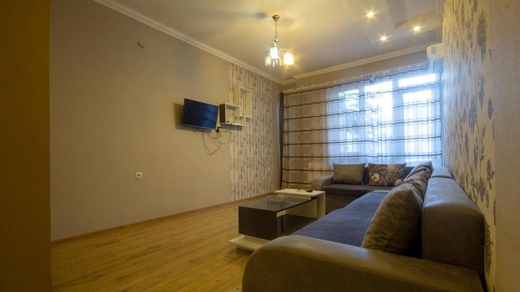 Тбилиси: Home Apartments