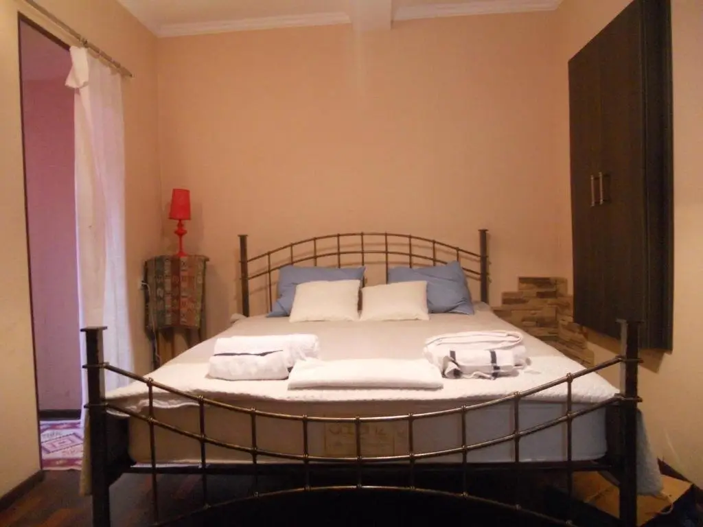 Тбилиси: Rooms Apartment