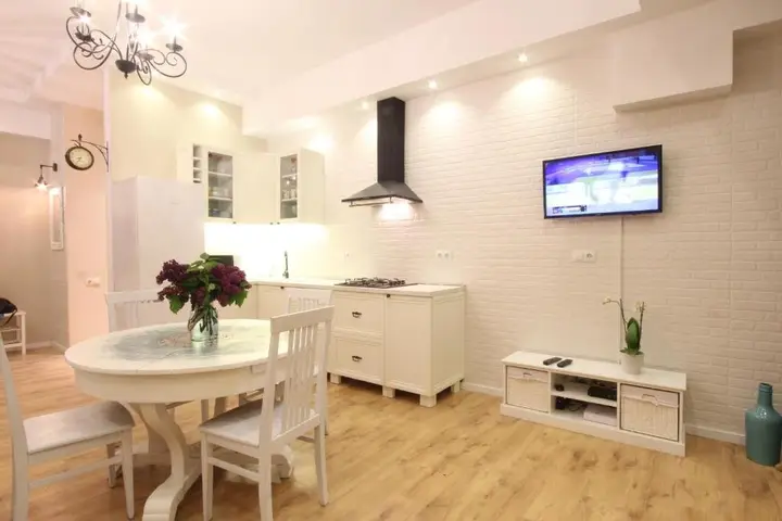 Тбилиси: New apartment in Old Tbilisi