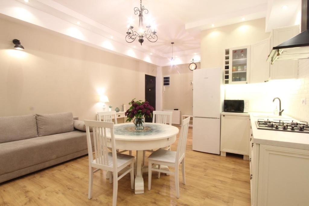 Тбилиси: New apartment in Old Tbilisi