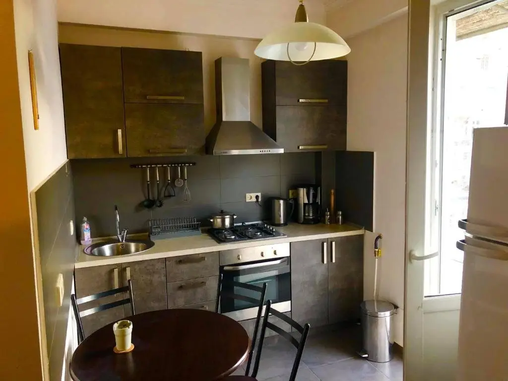 Тбилиси: Oto's apartment near Vake Park