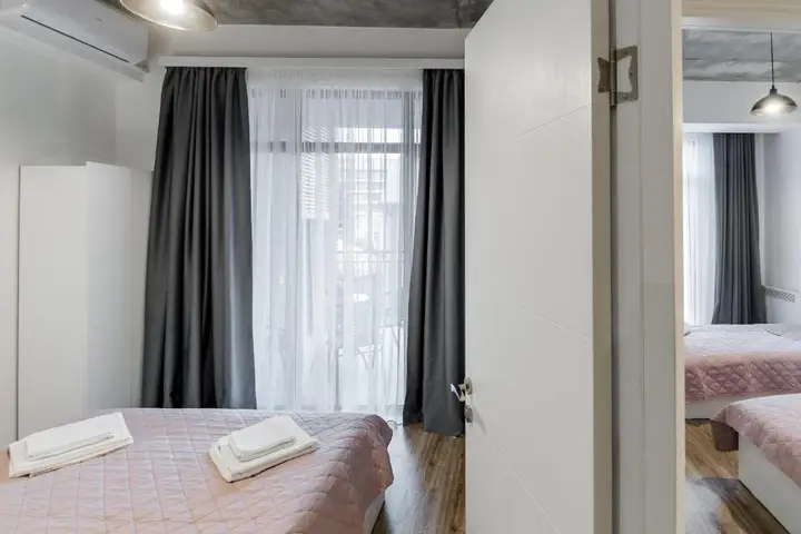 Тбилиси: City Centre Apartments by Picnic