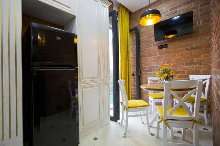Тбилиси: Luxury on Old Street