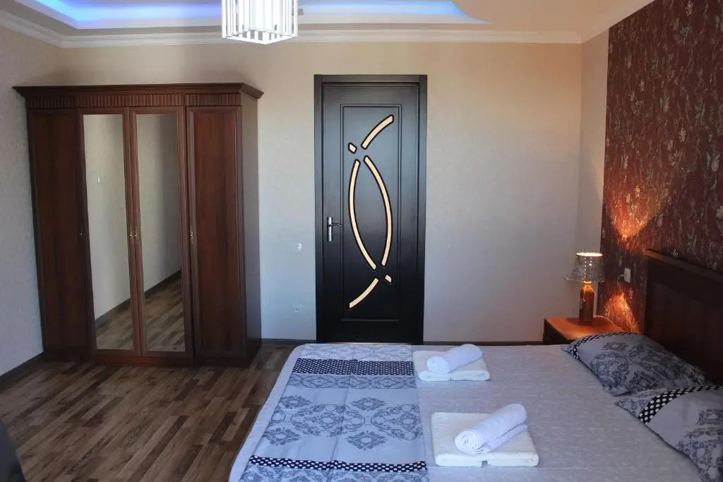 Кобулети: sunny home