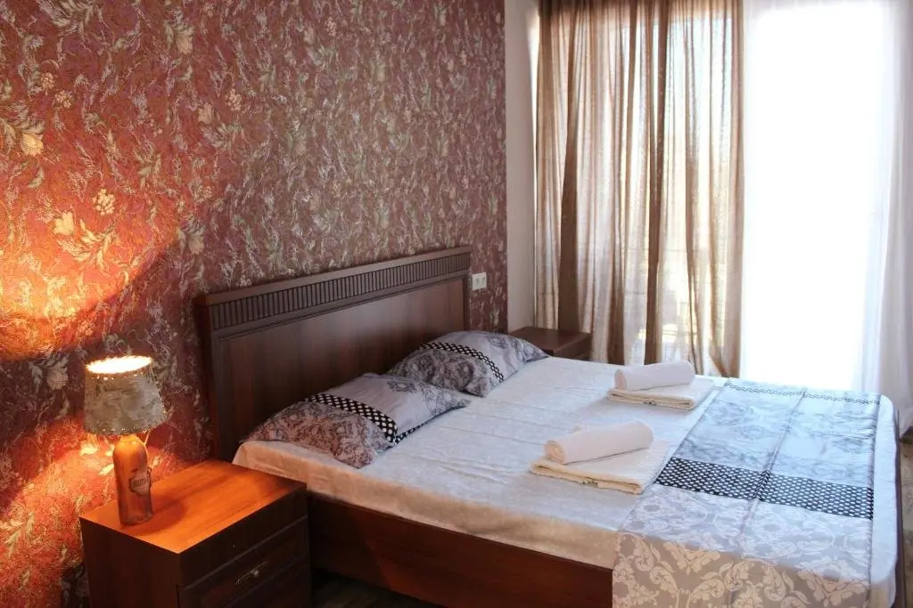 Кобулети: sunny home