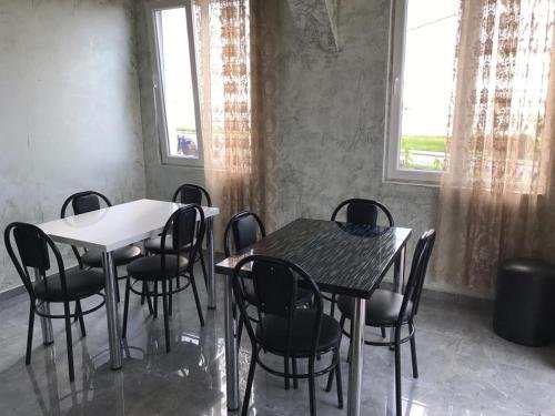 Батуми: Sandro's House