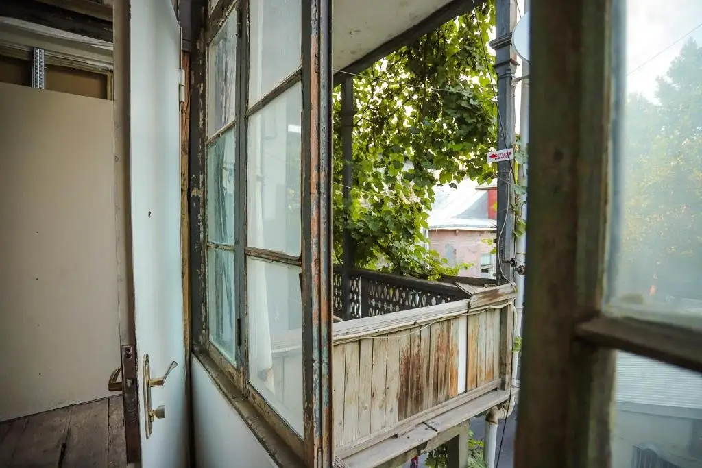Тбилиси: Old House Tabukashvili