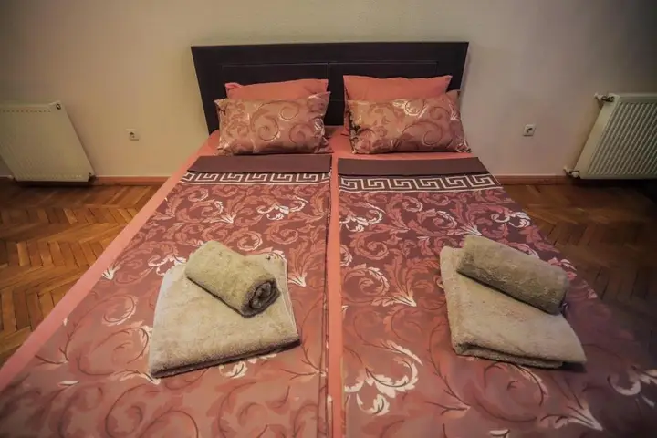 Тбилиси: Old House Tabukashvili