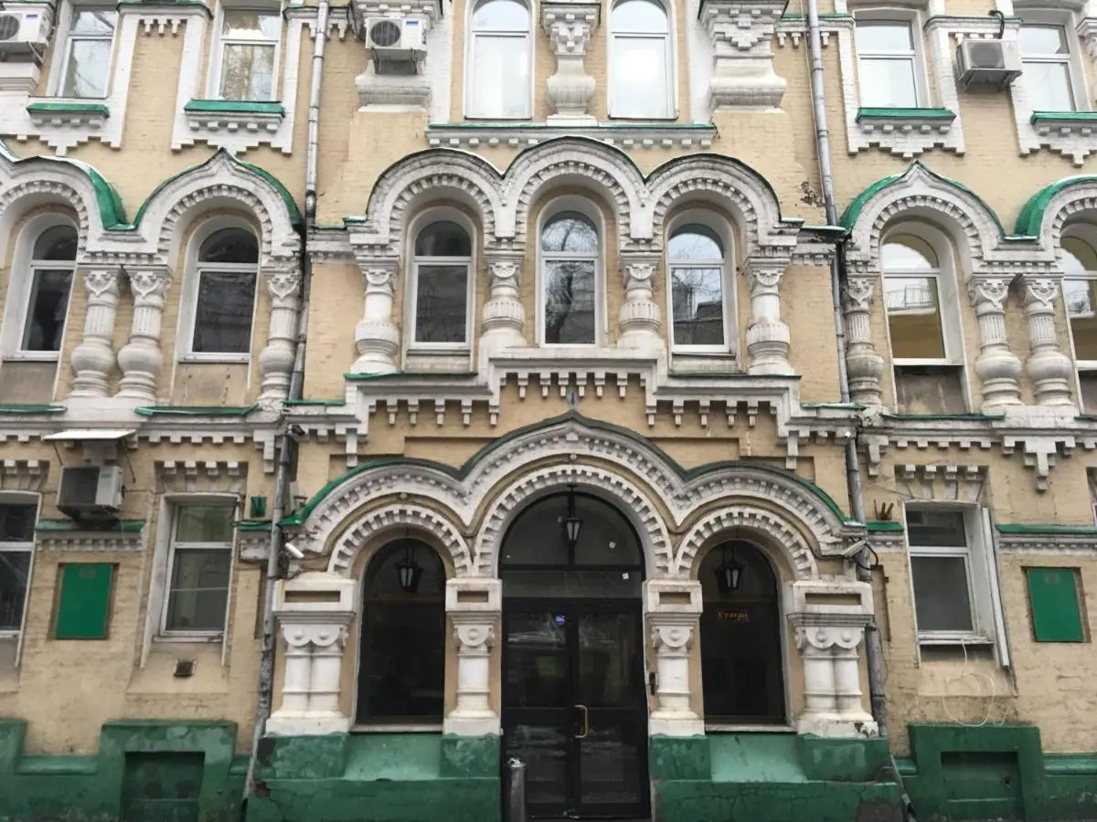 Москва: Гостиница Султан-1 на Белорусской