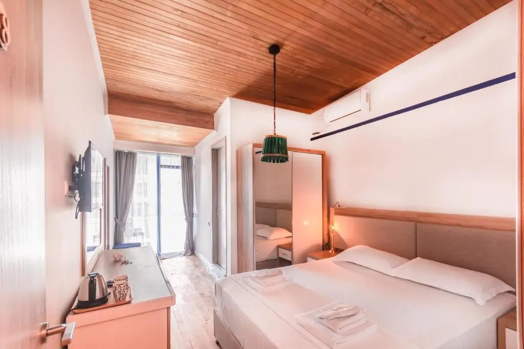 Батуми: Sadafi Hotel • სასტუმრო სადაფი