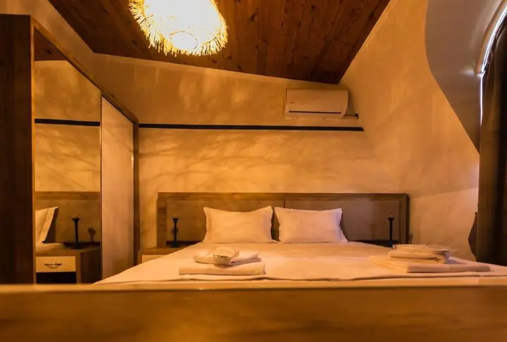 Батуми: Sadafi Hotel • სასტუმრო სადაფი