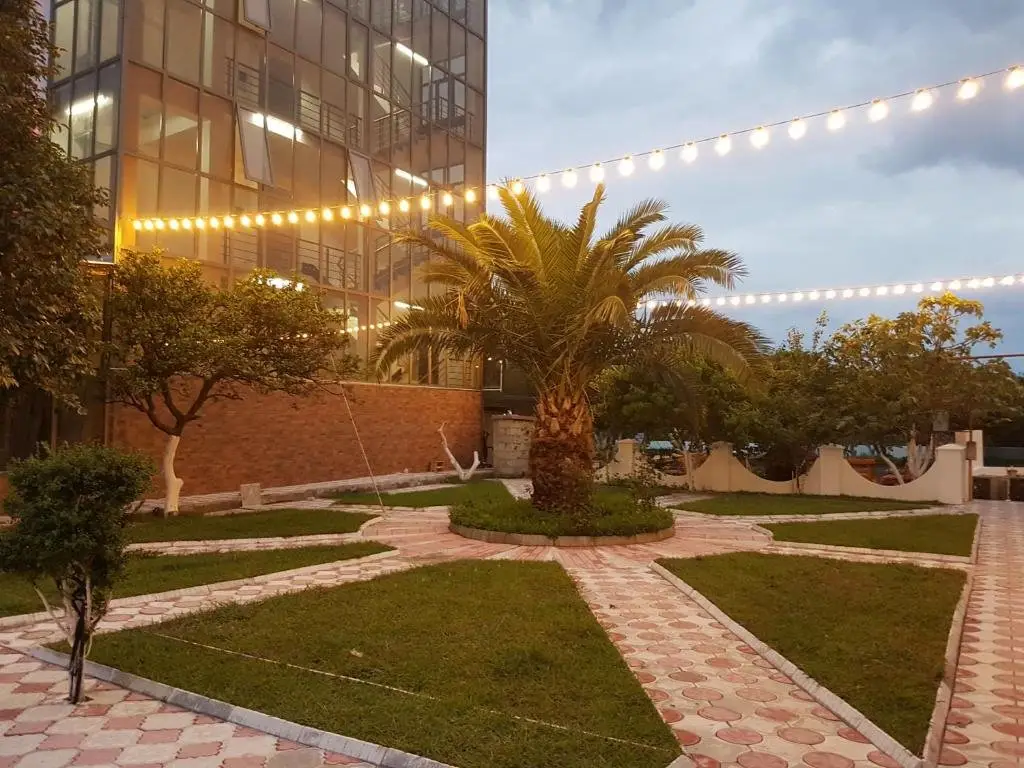 Батуми: Orange Garden Hotel
