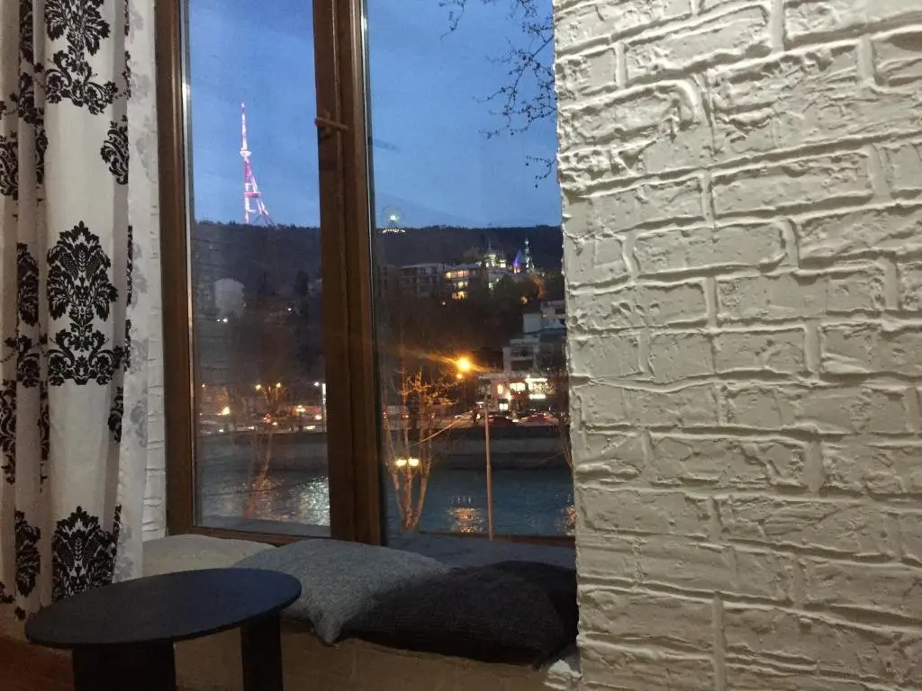 Тбилиси: Plekxanova cozy loft apartments