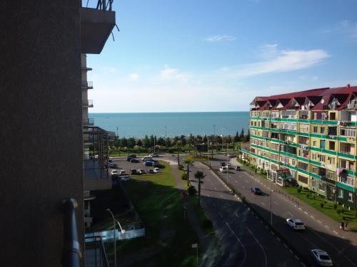 Батуми: Cozy Apartment in Batumi 2