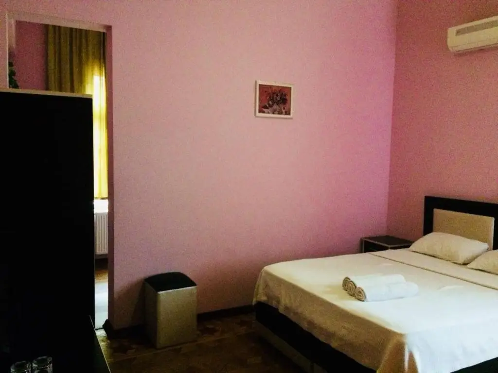 Батуми: Don Palace Hotel