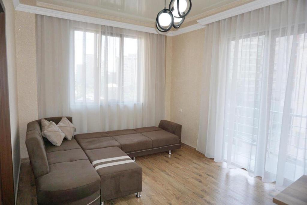 Батуми: Hotel Black Star